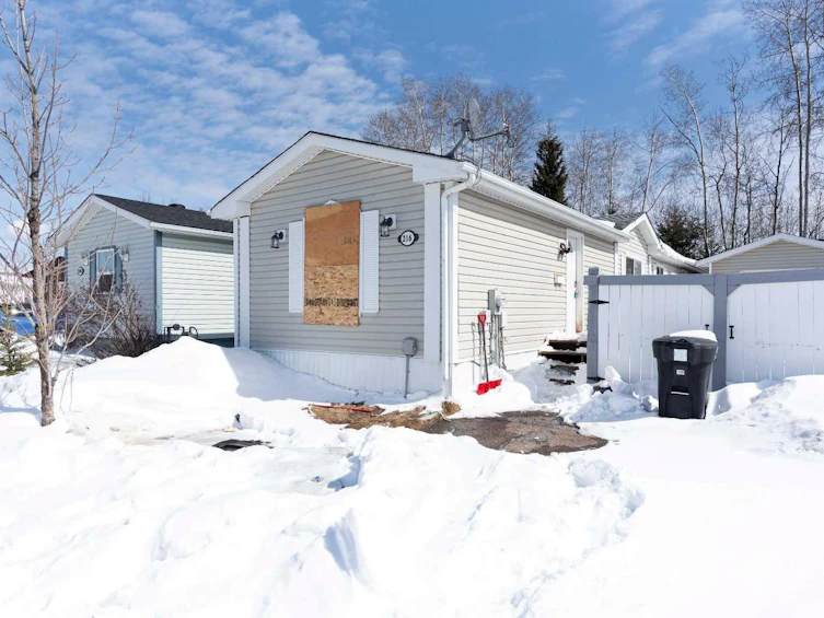 216 Harpe Way, Fort Mcmurray, AB, T9K 2K8 - 2
