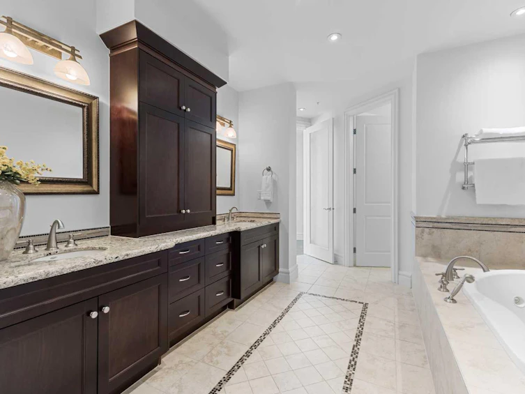 2801-910 5 Avenue SW, Calgary, AB, T2P 0C3 - 49