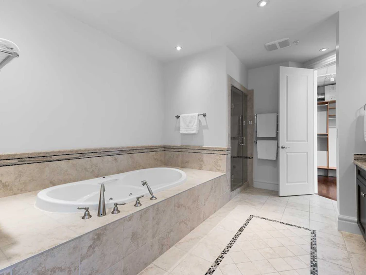 2801-910 5 Avenue SW, Calgary, AB, T2P 0C3 - 46