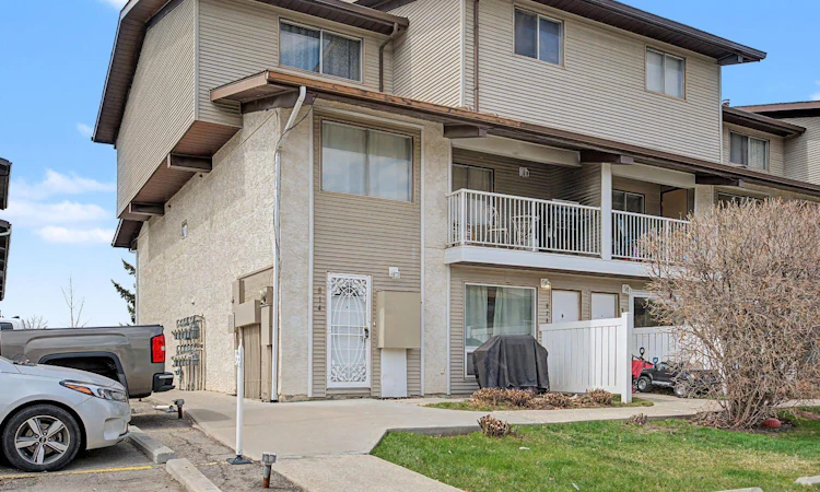 814-200 Brookpark Drive SW