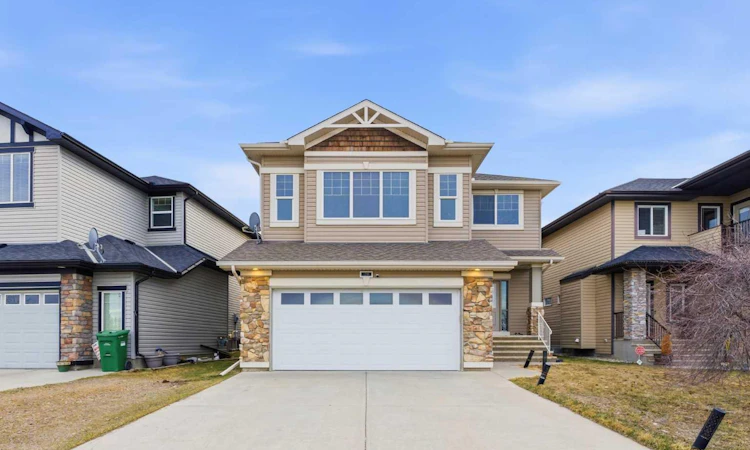 29 Royal Birkdale Drive NW