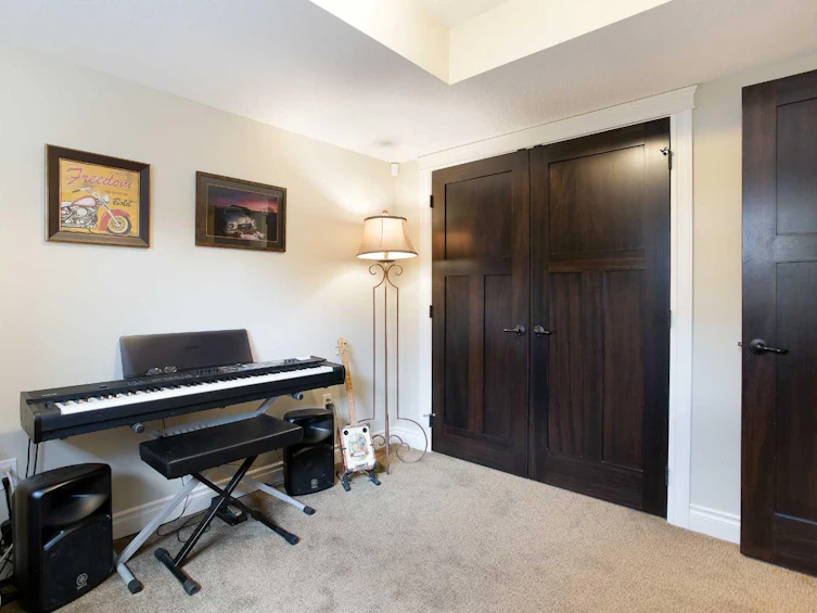 136 43 Avenue NW, Calgary, AB, T2K 0H6 - 22