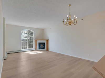 203-4835 Dalhousie Drive NW - 5