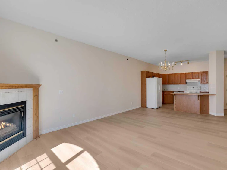 203-4835 Dalhousie Drive NW, Calgary, AB, T3A 5R7 - 3