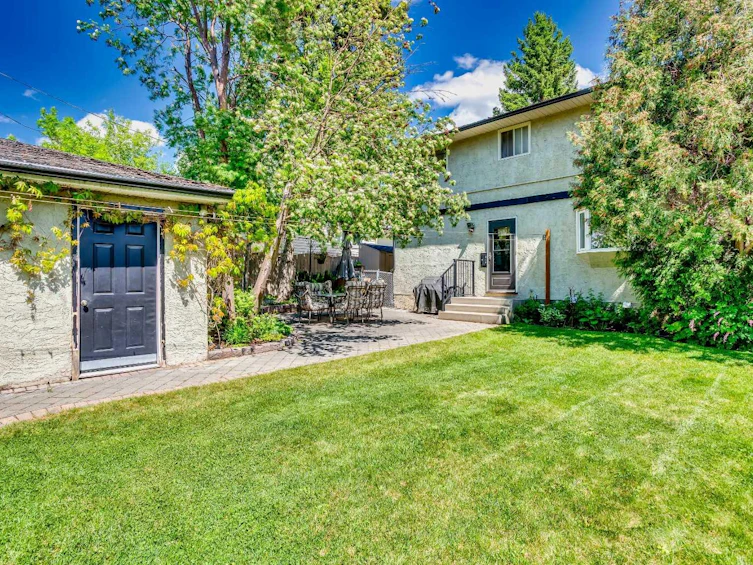 108 Silver Springs Drive NW, Calgary, AB, T3B 3G4 - 5