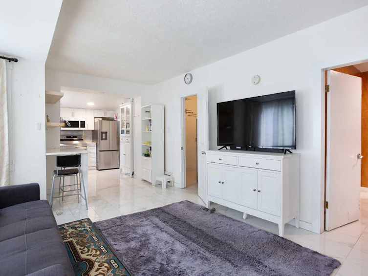 7421 21a Street SE, Calgary, AB, T2C 0W1 - 8
