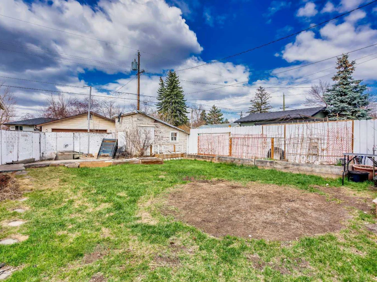 7421 21a Street SE, Calgary, AB, T2C 0W1 - 23