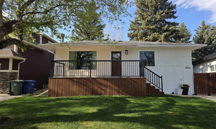 1804 22 Avenue