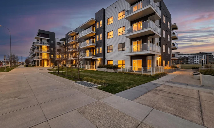 109-4150 Seton Drive SE