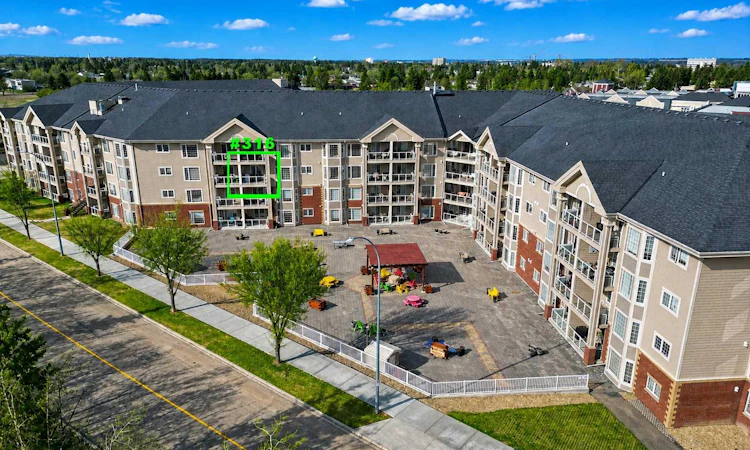 316-6 Michener Boulevard