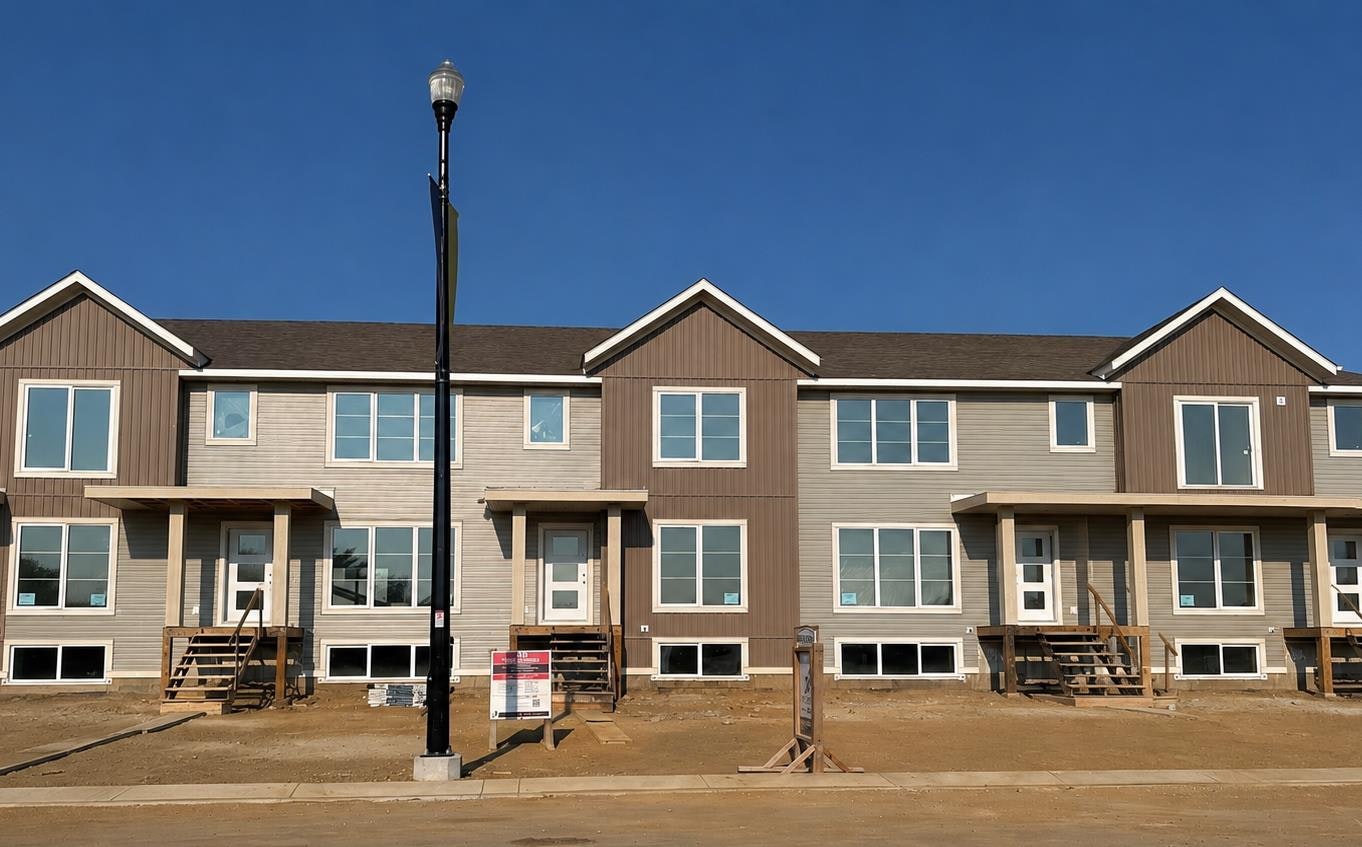 206 Cambridge Way, Sylvan Lake, AB, T4S 0V8