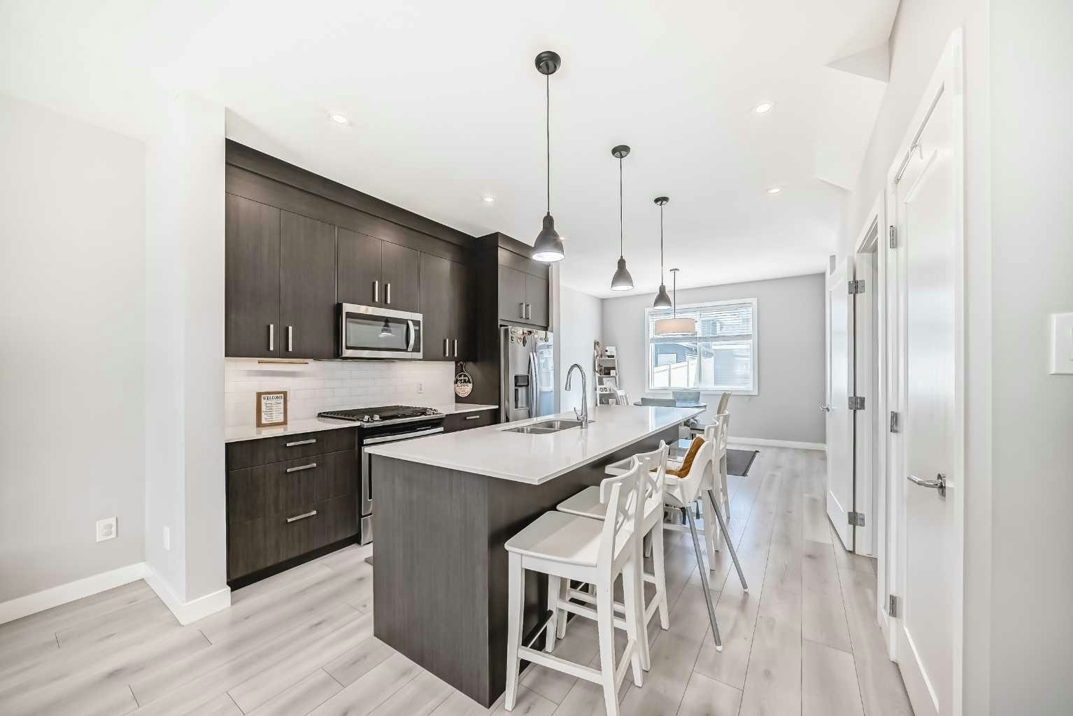 120 Chelsea Drive, Chestermere, AB, T1X 1Z3