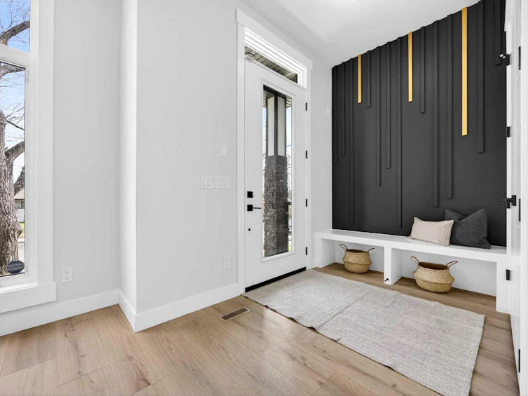 107 Hartford Road NW, Calgary, AB, T2K 2A7 - 2