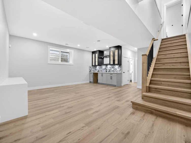 107 Hartford Road NW, Calgary, AB, T2K 2A7 - 39