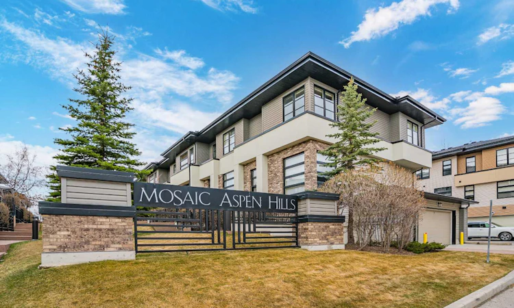 124 Aspen Hills Villas SW