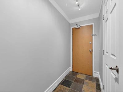 203-644 Meredith Road NE - 2
