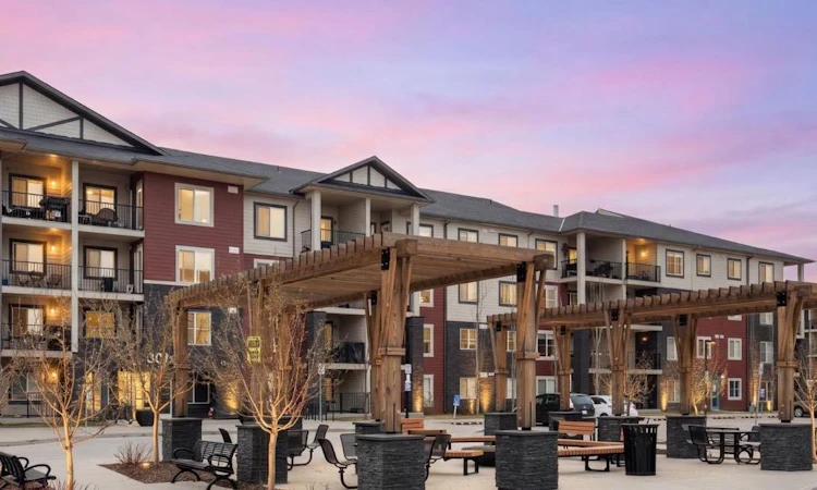 1315-81 Legacy Boulevard SE