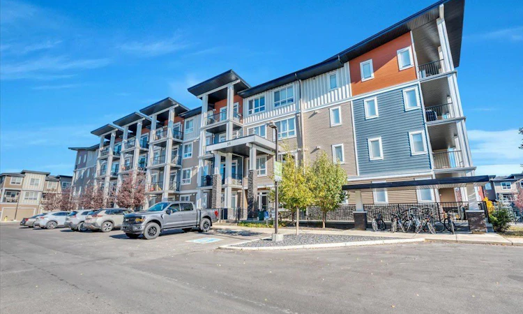 408-35 Walgrove Walk SE