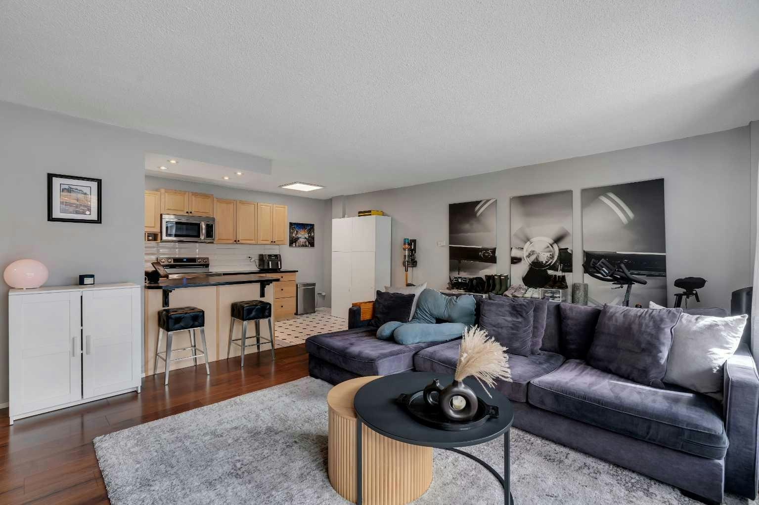 307-903 19 Avenue SW, Calgary, AB, T2T 0H8