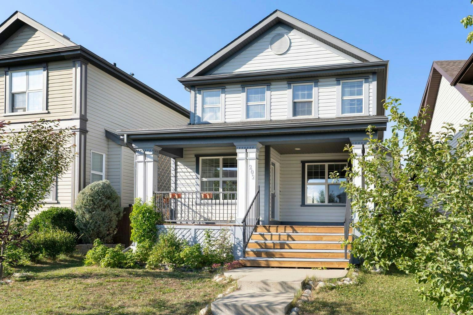 202 Sunset Heights, Cochrane, AB, T4C 0C9