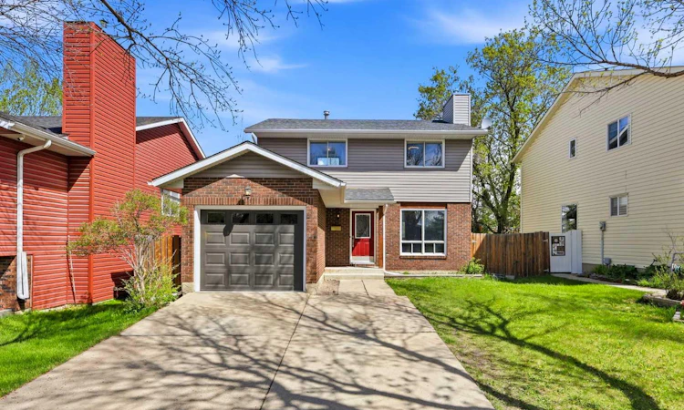 1240 Meadowbrook Drive SE
