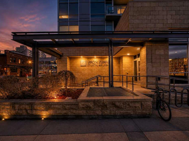 2105-215 13 Avenue SW, Calgary, AB, T2R 0V6 - 3