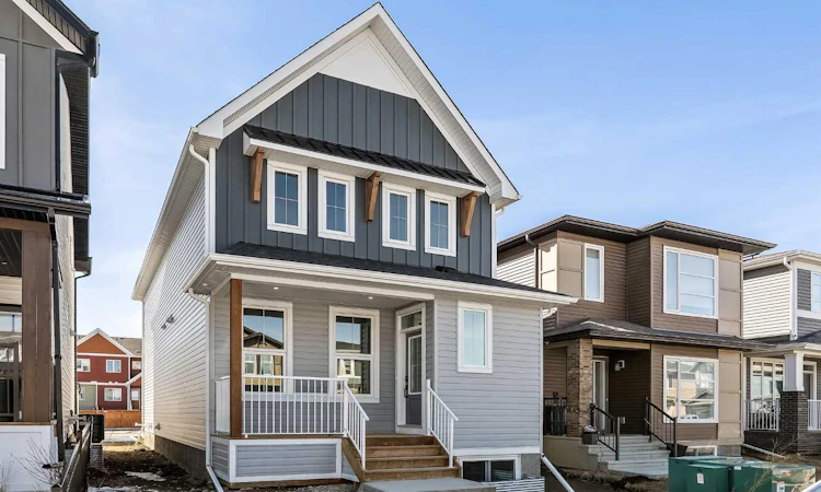 1133 Chinook Gate Bay SW