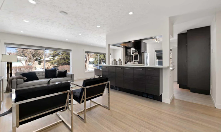 38 Westwood Drive SW