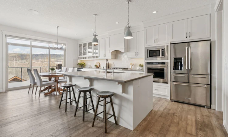 126 Riviera View
