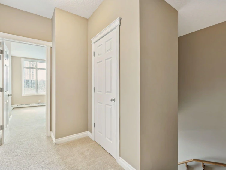 108-990 Centre Avenue NE, Calgary, AB, T2E 2M9 - 22
