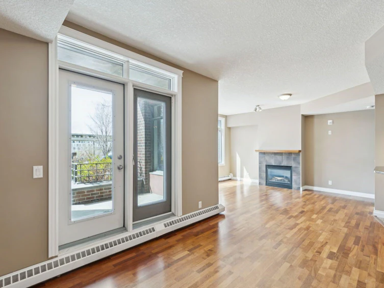 108-990 Centre Avenue NE, Calgary, AB, T2E 2M9 - 12