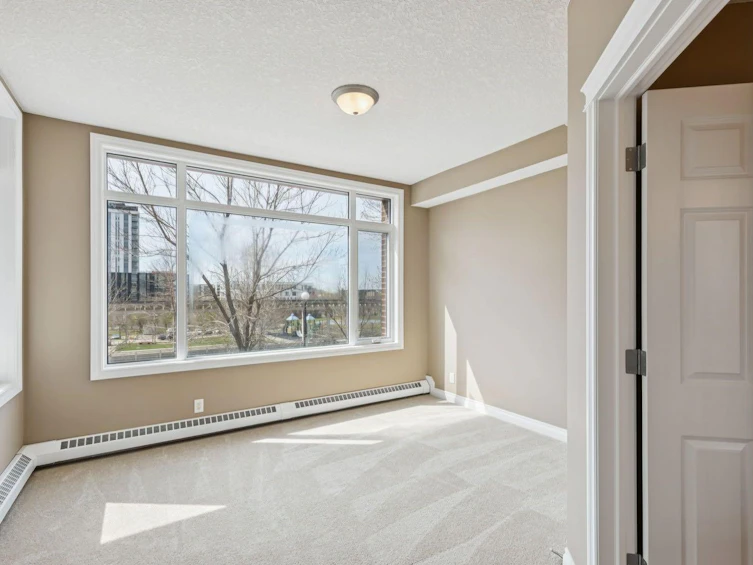 108-990 Centre Avenue NE, Calgary, AB, T2E 2M9 - 28