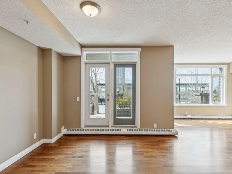 108-990 Centre Avenue NE, Calgary, AB, T2E 2M9 - 11