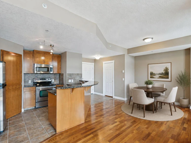 108-990 Centre Avenue NE, Calgary, AB, T2E 2M9 - 6