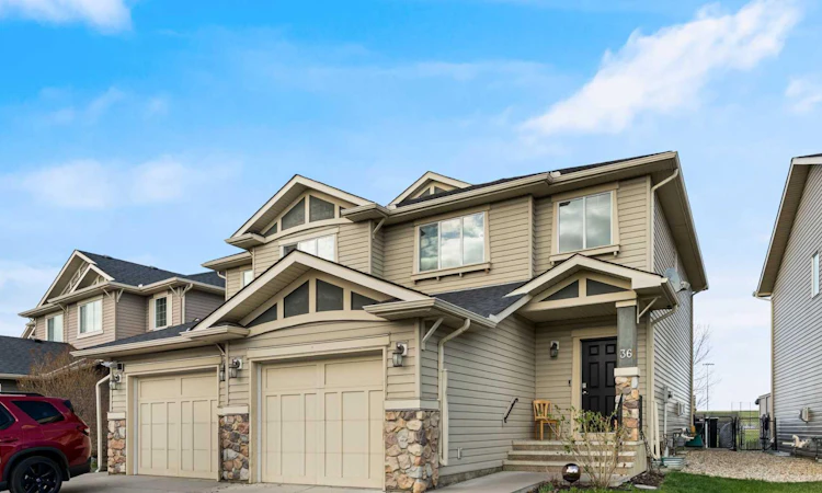 36 New Brighton Landing SE