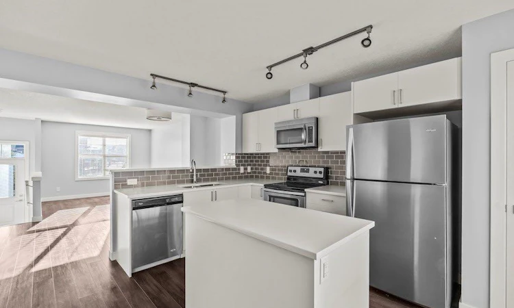 4 Evanscrest Gardens NW