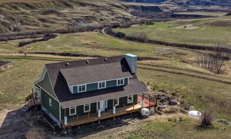 272041 Highway 840