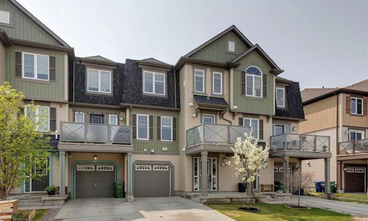 113 Windstone Avenue SW