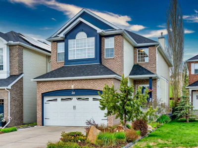 30 Discovery Ridge Gardens SW - 4