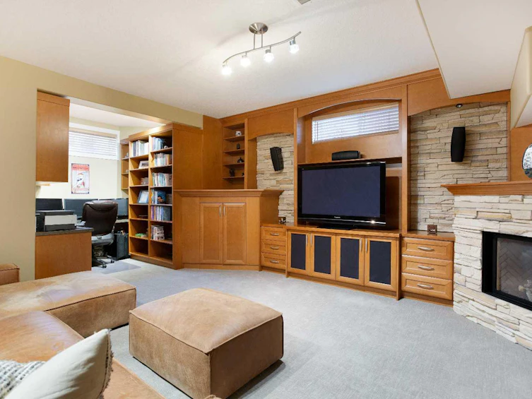 30 Discovery Ridge Gardens SW, Calgary, AB, T3H 5L6 - 30