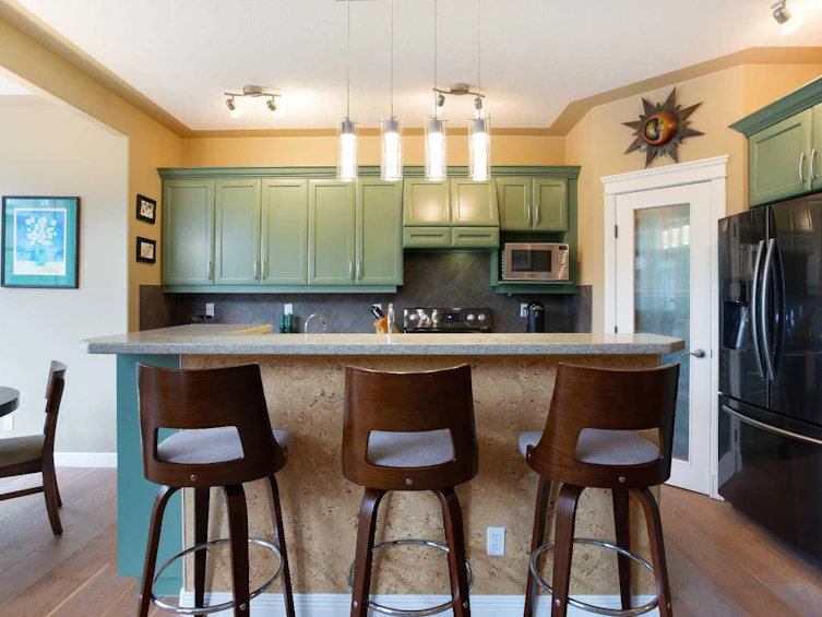 30 Discovery Ridge Gardens SW, Calgary, AB, T3H 5L6 - 10