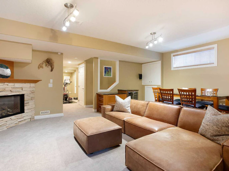 30 Discovery Ridge Gardens SW, Calgary, AB, T3H 5L6 - 32