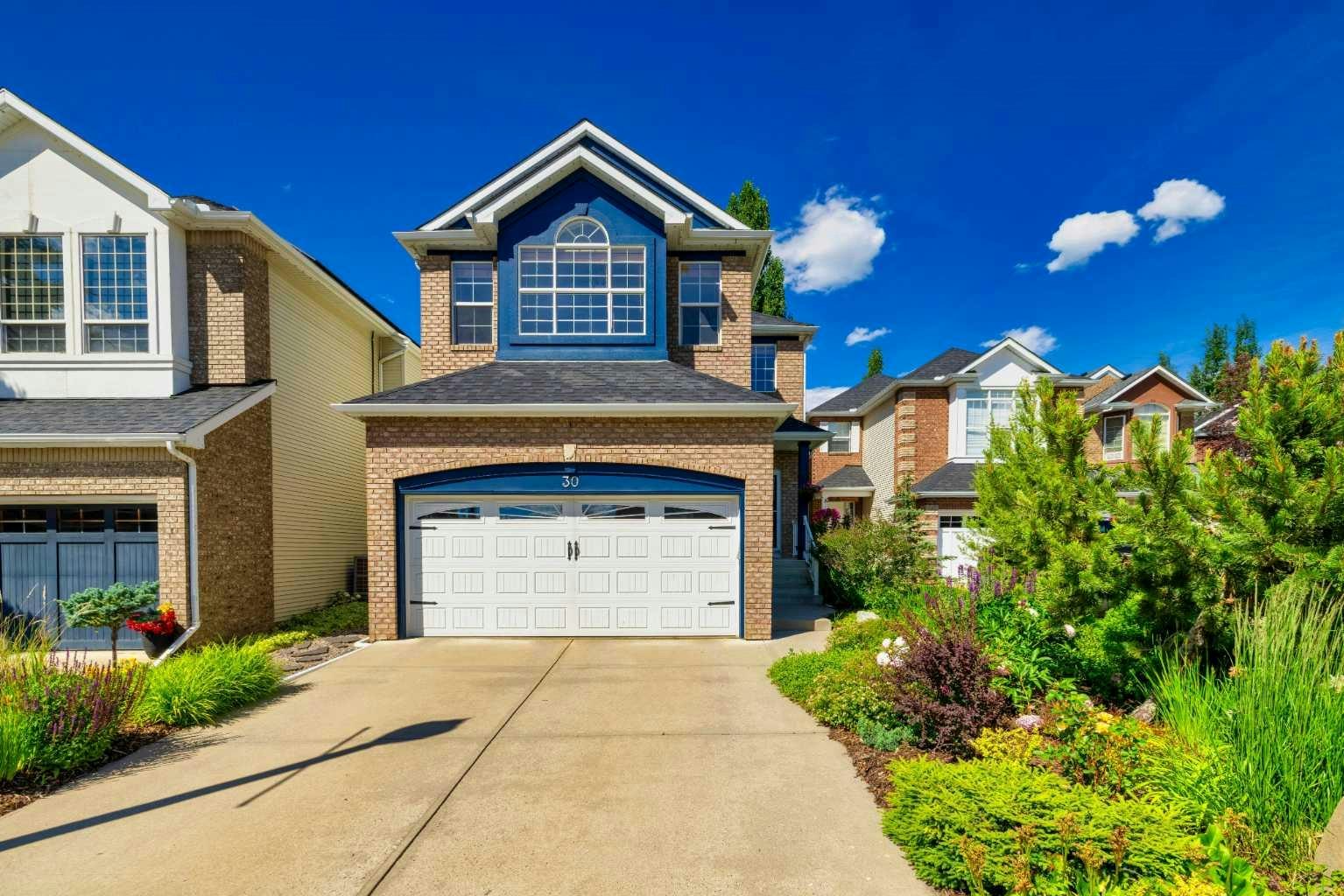 30 Discovery Ridge Gardens SW - 4