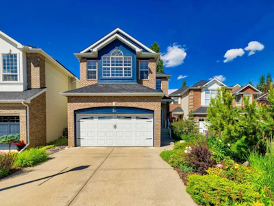 30 Discovery Ridge Gardens SW - 4