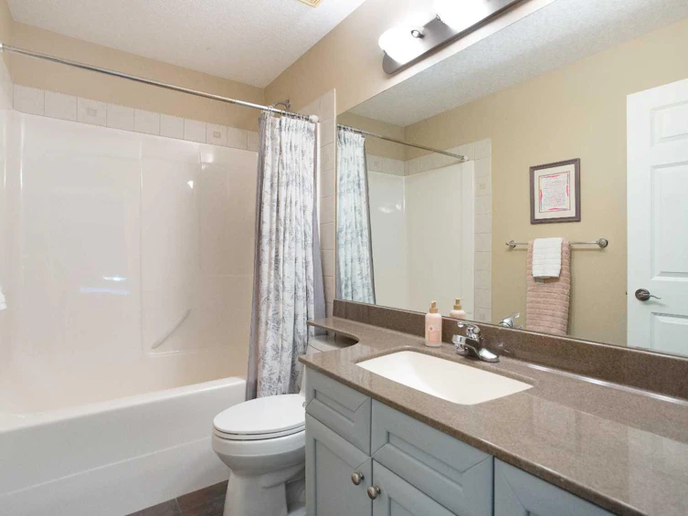 30 Discovery Ridge Gardens SW, Calgary, AB, T3H 5L6 - 23