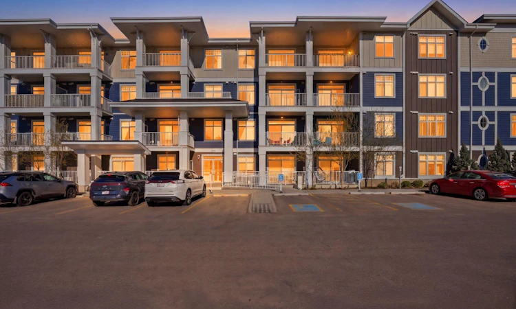 213-400 Auburn Meadows Common SE
