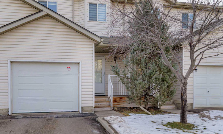 13 Mt Aberdeen Manor SE