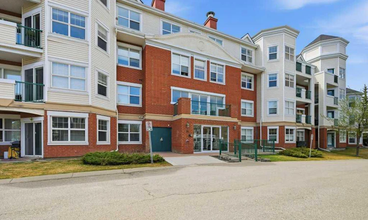 311-78 Prestwick Gardens SE