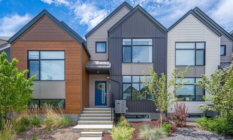 20545 Main Street SE