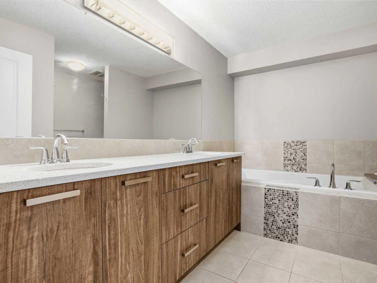 296 Walden Parade SE, Calgary, AB, T2X 2A6 - 29